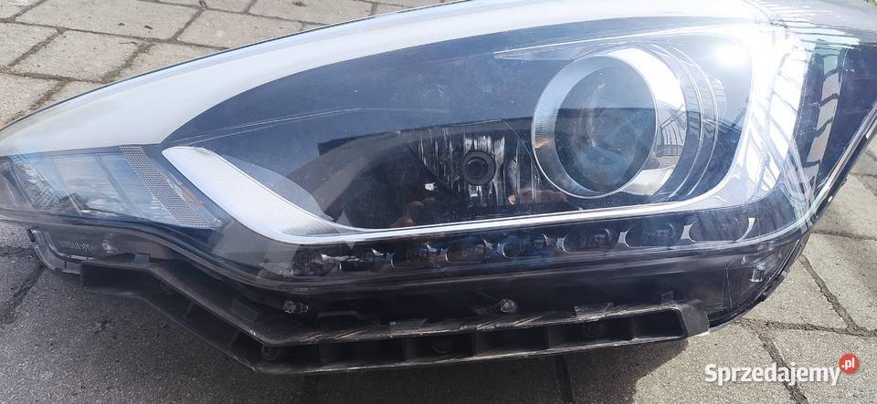 Lampa lewa Hyundai i20 II Lampy przednie Gostyń