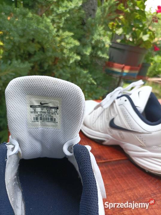 Buty Nike sportowe Wolbrom sprzedam