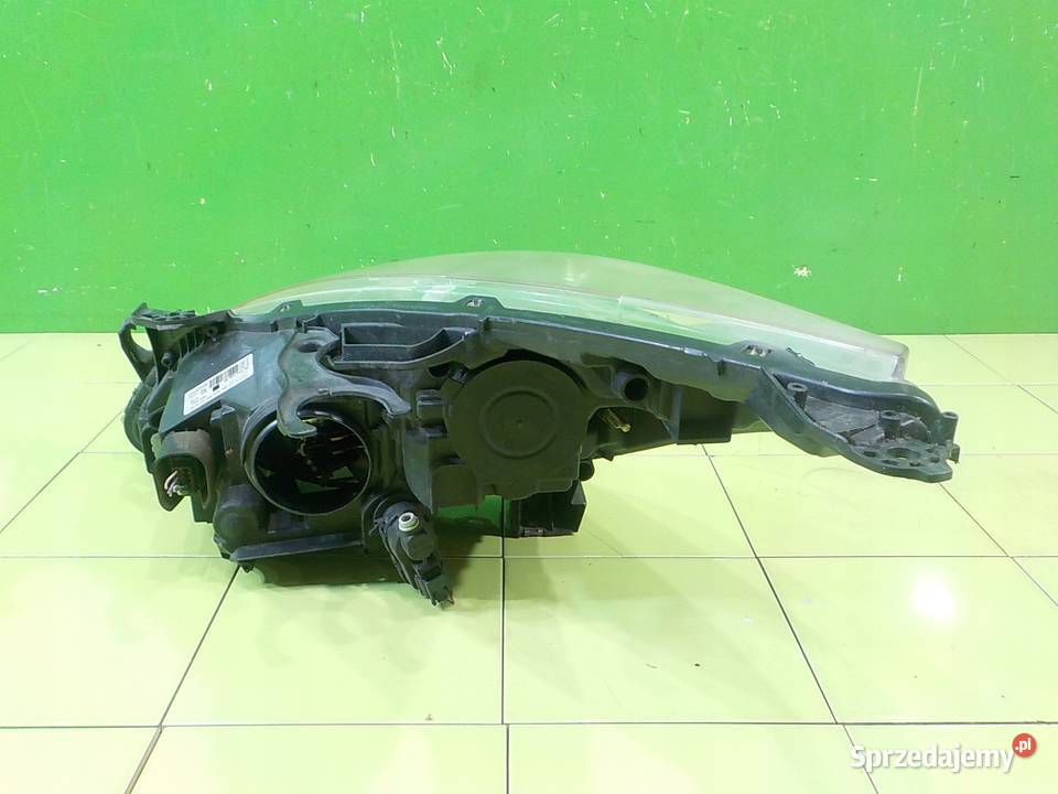 PEUGEOT 5008 I 10r 5D lampa prawa przod osobowe Suków