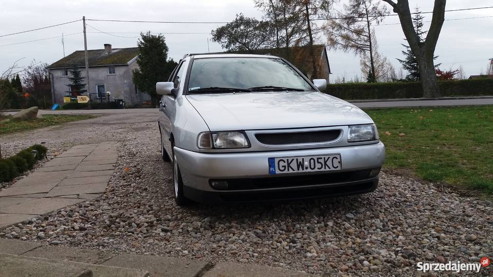 Seat Cordoba Vario 16 benzyna 101 Gołębiewo