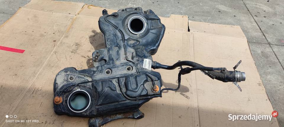 BAK ZBIORNIK PALIWA AUDI A4 B8 A5 8T 8T0201021EF śląskie Przystajń