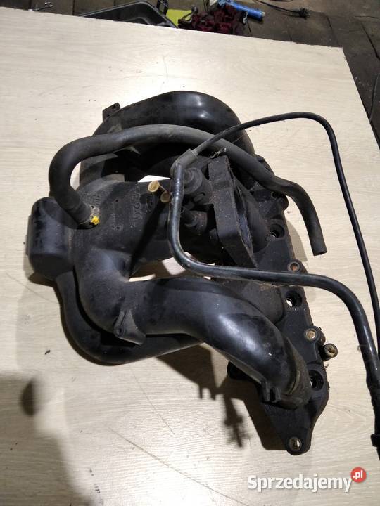 Kolektor ssący Ford Focus mk1 20 988F9424KA