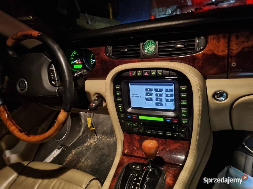 Jaguar x350 XJ 350 Lampy tył Ledowe Klapa Listwa Rok produkcji 2008 Skawina
