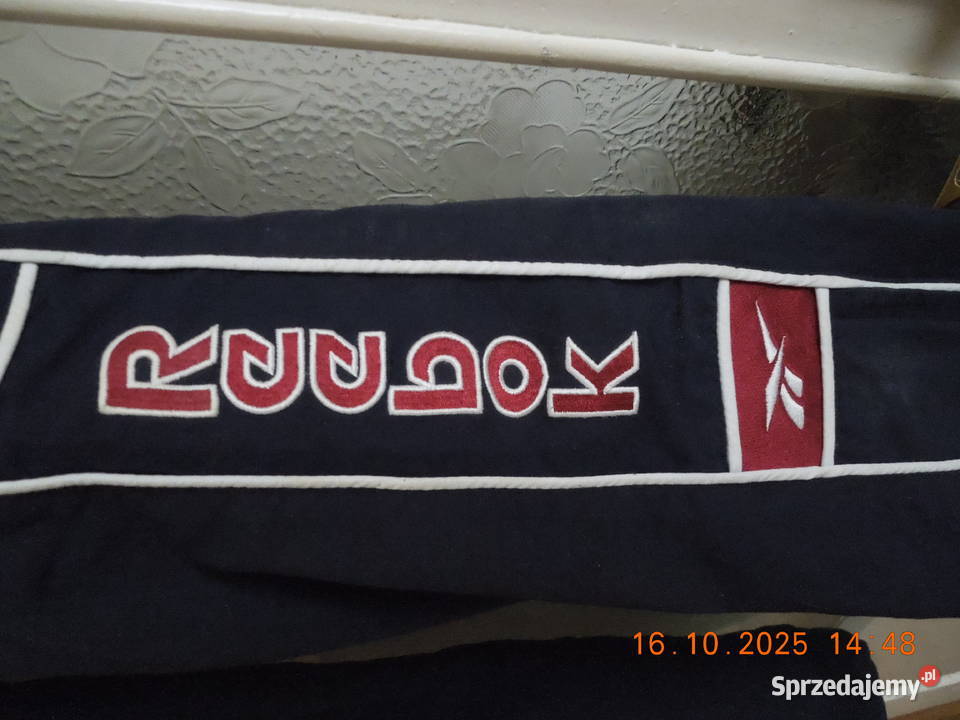 spodnie dresowe reebok Częstochowa