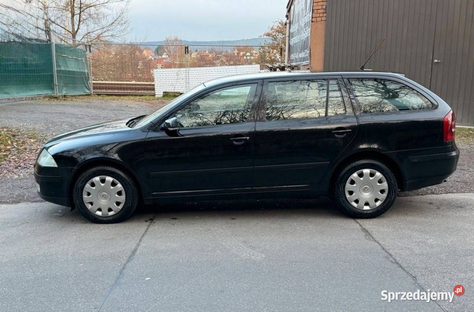 SKODA OCTAVIA 20TDI HAK XENON BEZWYPADKOWY BEZ Octavia Katowice