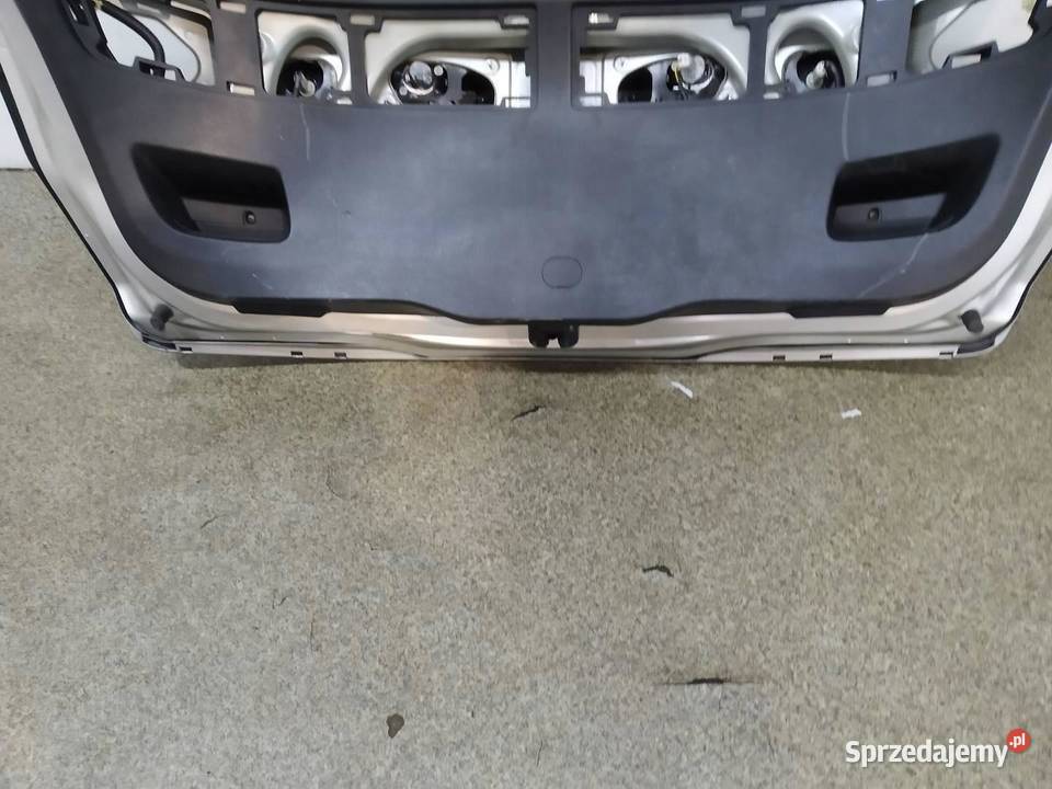 KLAPA TYŁ SREBRNA 5D HB UFO Honda Civic VIII