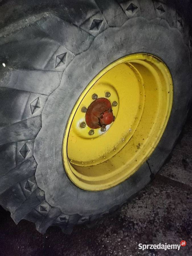 Koło koła przednie kombajn Massey Ferguson 520 Dąbrówka Mała