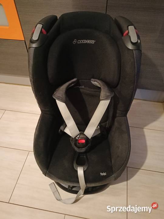 Fotelik samochodowy 9 - 18 kg mazowieckie Radom sprzedam