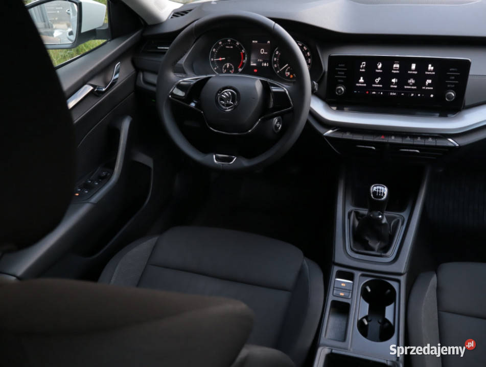 Skoda Octavia 10 TSI wspomaganie kierownicy