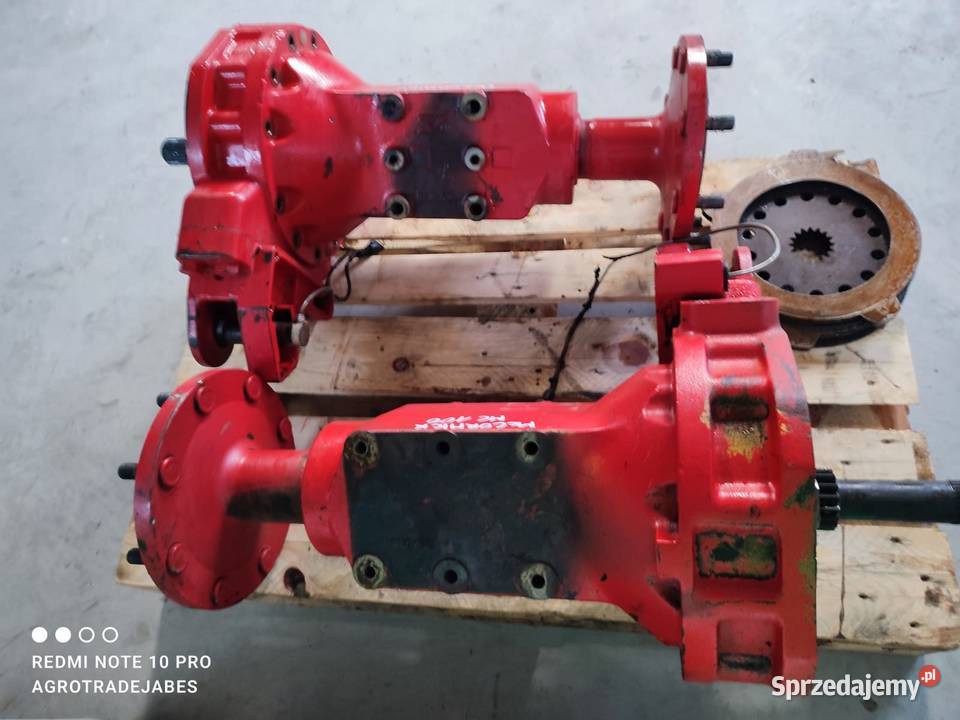 Zwolnica Zwrotnica Półoś 125708 Piasta McCormick wielkopolskie Wilkowo sprzedam