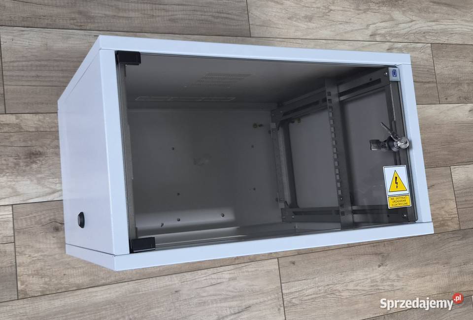 Szafa RACK 19 wisząca 6U 400mm ZPAS Solidna Stan Leśniewo