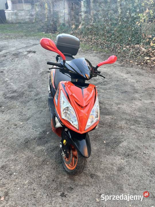 Sprzedam skuter Junak łódzkie Pabianice