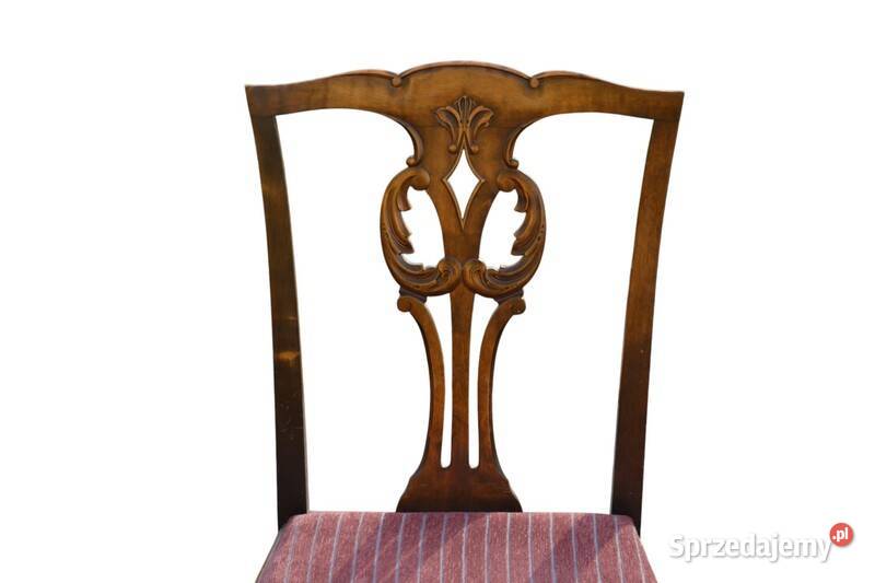 Stół z krzesłami w stylu Chippendale