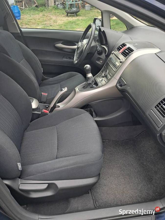 Toyota Auris 14 16V 160000 immobilizer Białystok sprzedam