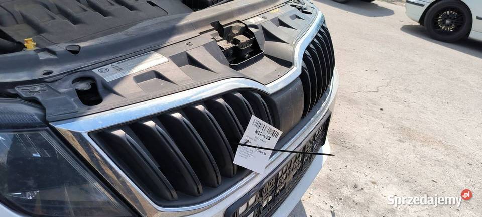 GRILL ATRAPA SKODA OCTAVIA III 2018