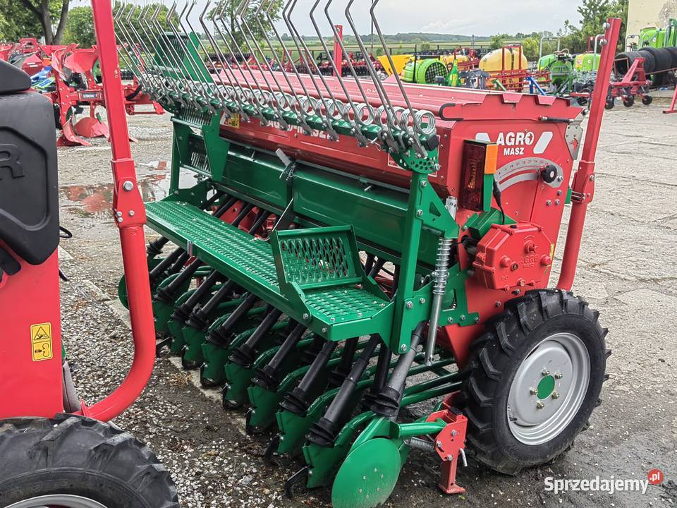 Siewnik zbożowy AGROMASZ SR250 Szerokość 25m Żółkiewka-Osada