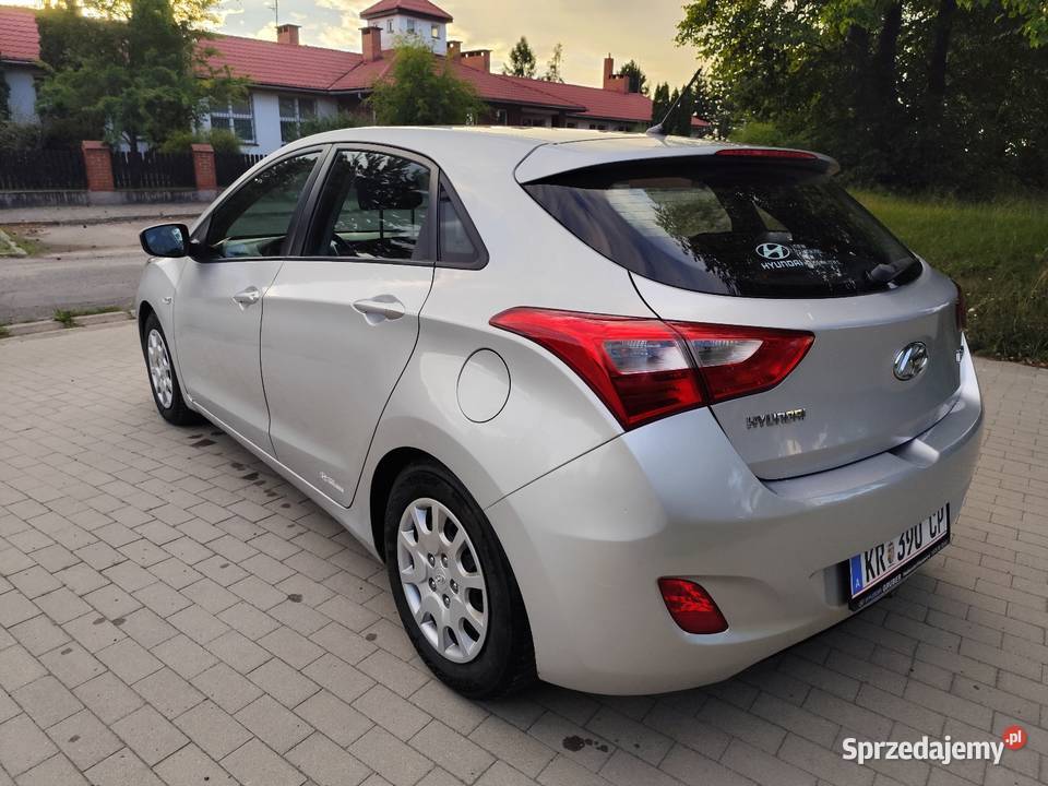 Hyundai i30 14b z 2012 reflektory ksenonowe Krzydlina Wielka sprzedam