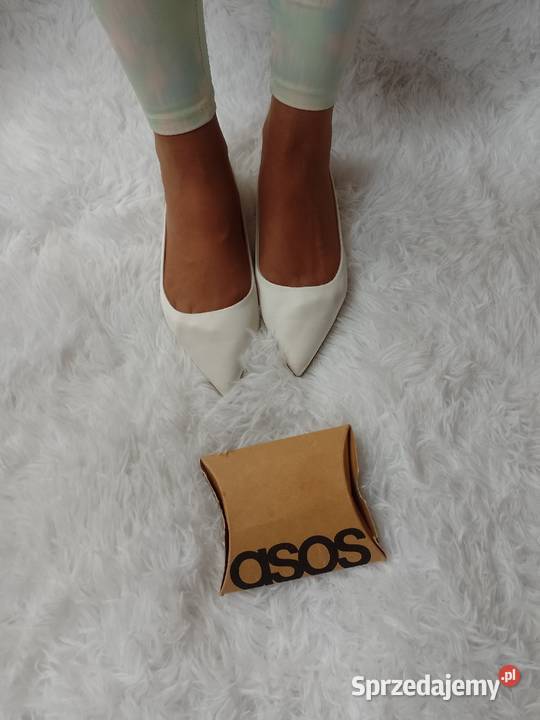 39 ASOS Design Białe baleriny wieczorowe z Balerinki Kraków sprzedam