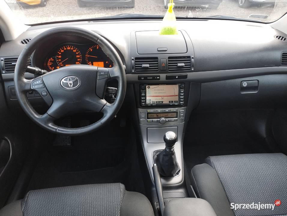 Toyota Avensis Navi Hak LIFT Długie opłaty tempomat Warszawa