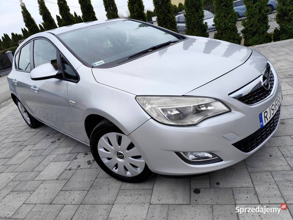 Opel Astra J 17 CDTI 2010 Klima ELketryka podkarpackie