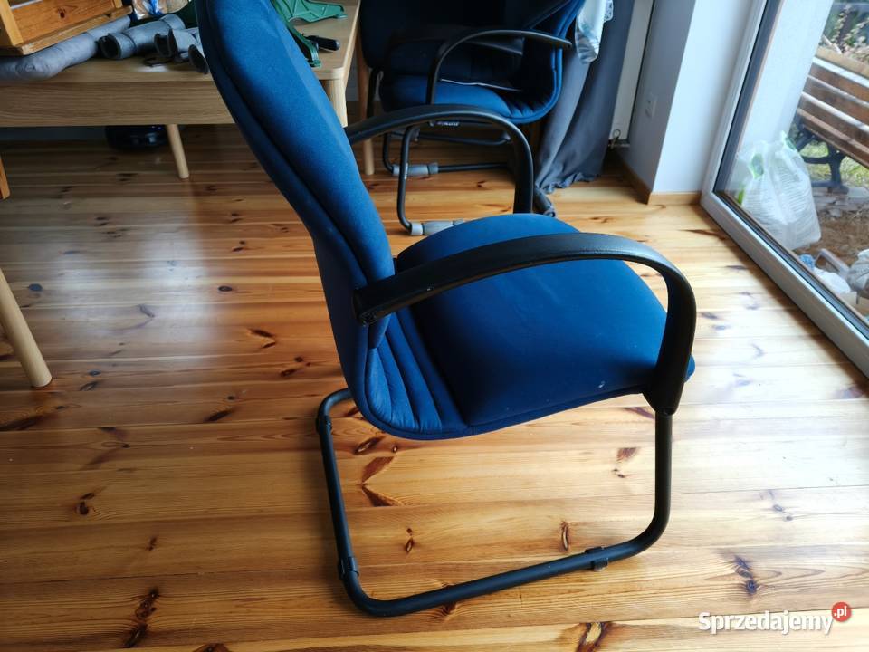 Fotele konferencyjne 70cm Strumiany sprzedam