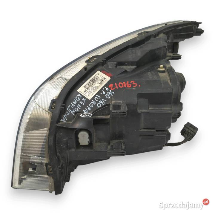 LAMPA PRAWA Volvo V60 S60 II XENON 20102013 osobowe
