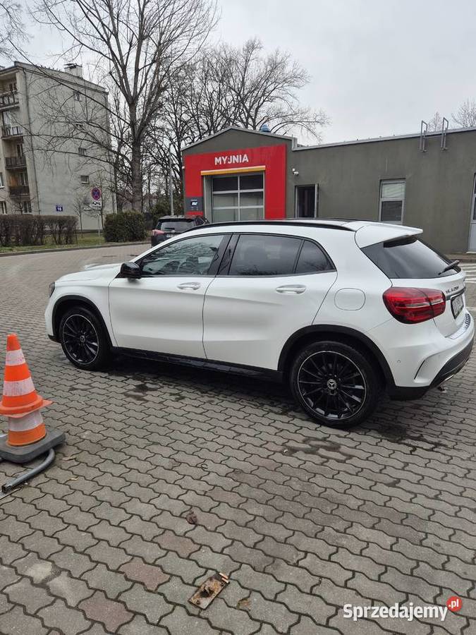 Mercedes GLA 250 4MATIC 211 2019r PANORAMA garażowany Kraków
