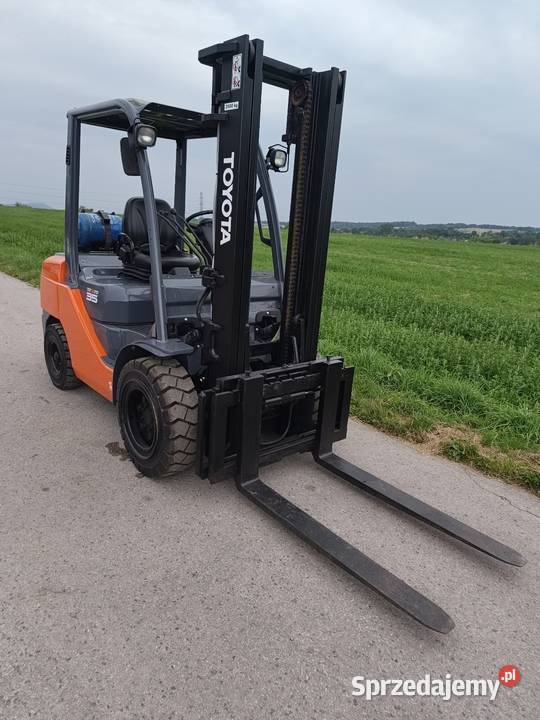 Wózek widłowy Toyota 8FGJF35 małopolskie Wadowice