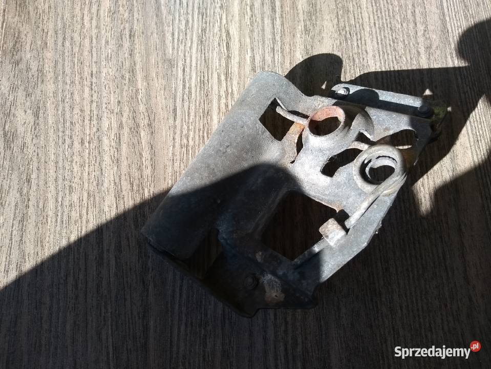 Zamek maski iveco Części samochodowe Piwniczna-Zdrój sprzedam