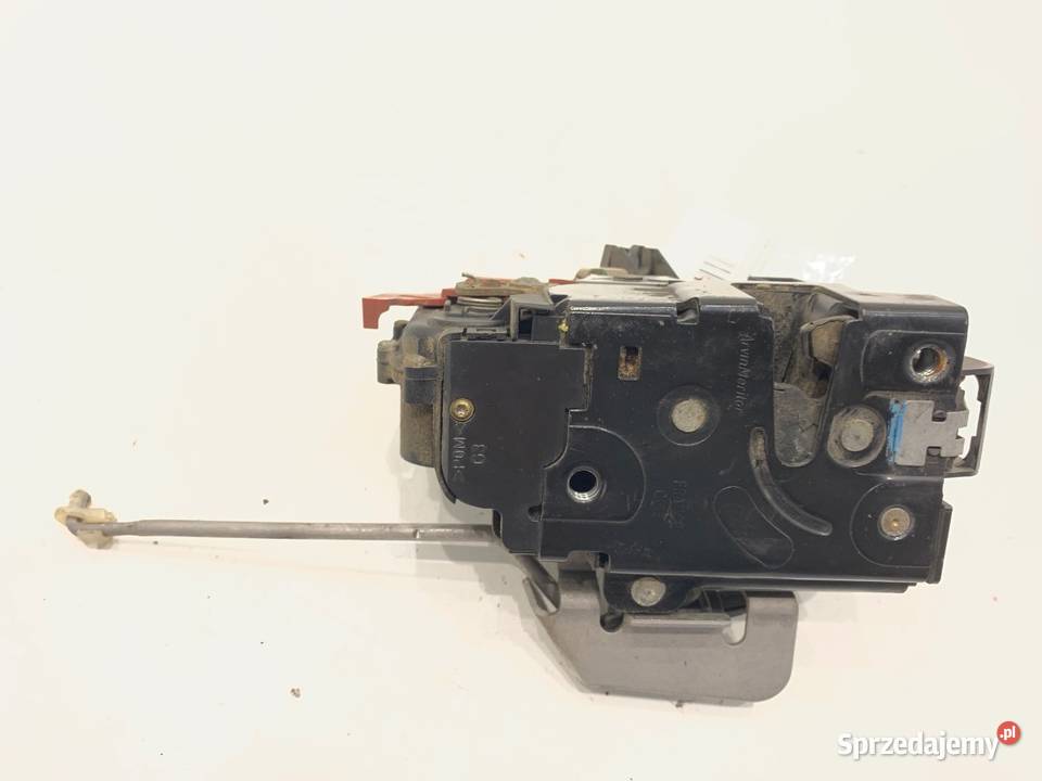 ZAMEK DRZWI LEWY PRZÓD AUDI A3 8P Hatchback