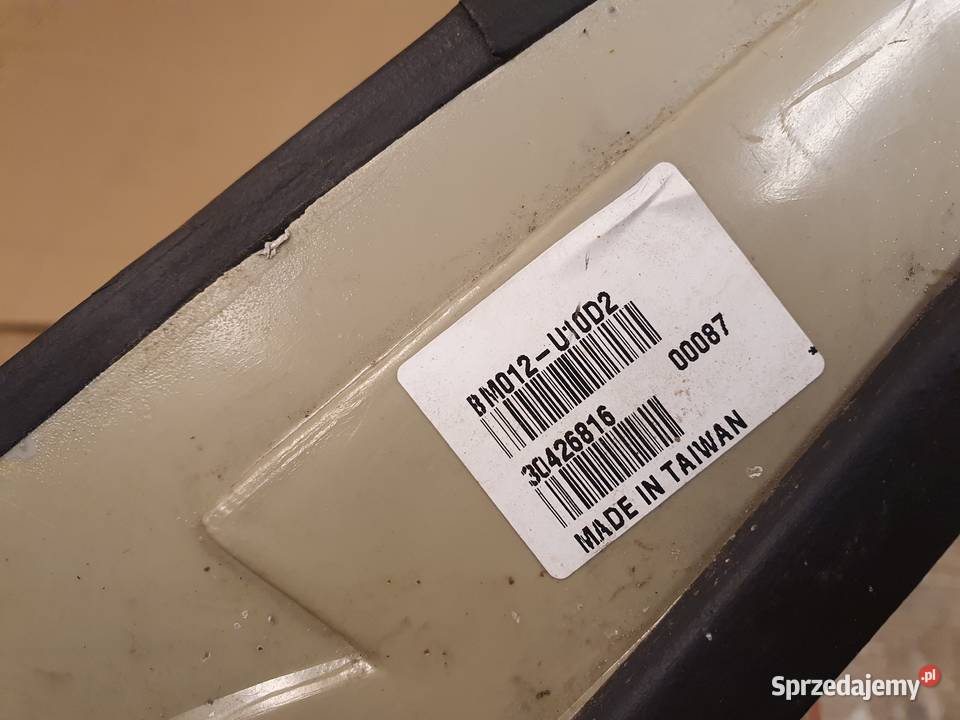 BMW 3 E36 LAMPA PRAWA TYLNA PRAWY TYŁ TAIWAN wielkopolskie