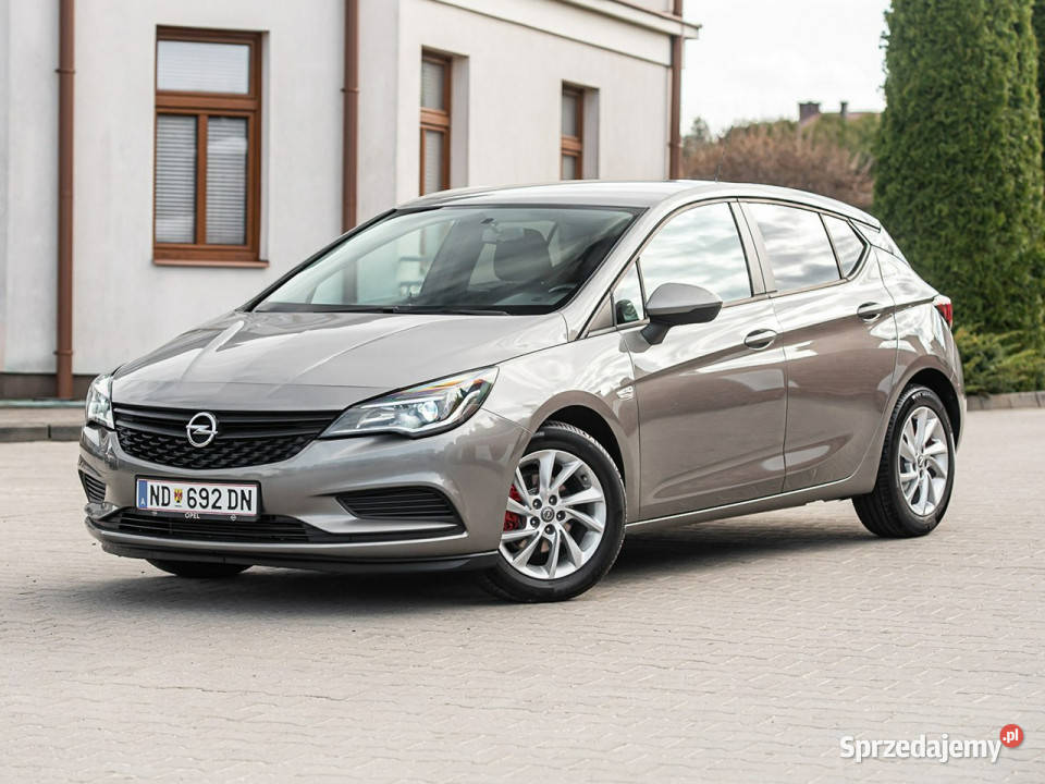 Opel Astra 10T 105 Super Stan Zadbana Opłacona K gniazdo USB
