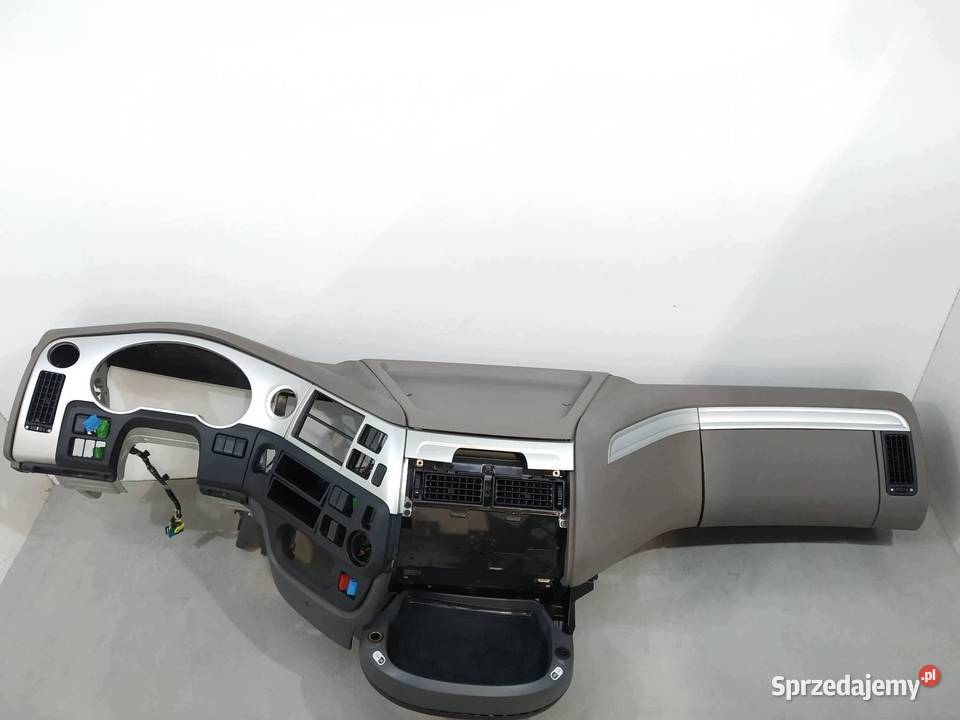DESKA ROZDZIELCZA KOKPIT PULPIT DAF XF 20122016