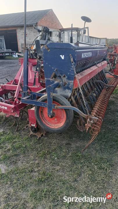 Agregat uprawowo siewny bierny nieuszkodzony