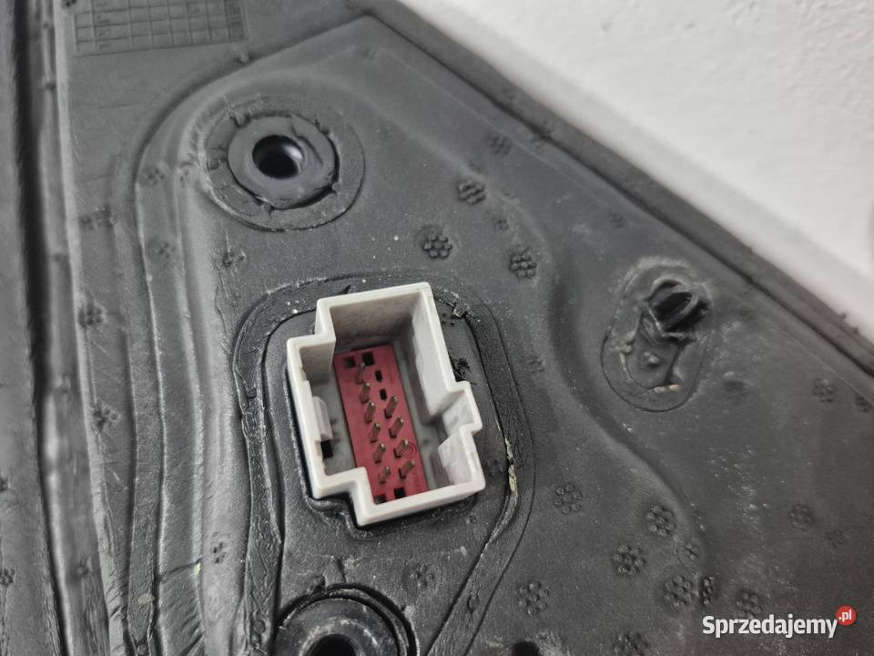 FORD FOCUS MK4 IV 18 LUSTERKO ZEWNĘTRZNE 10PIN osobowe Gdańsk