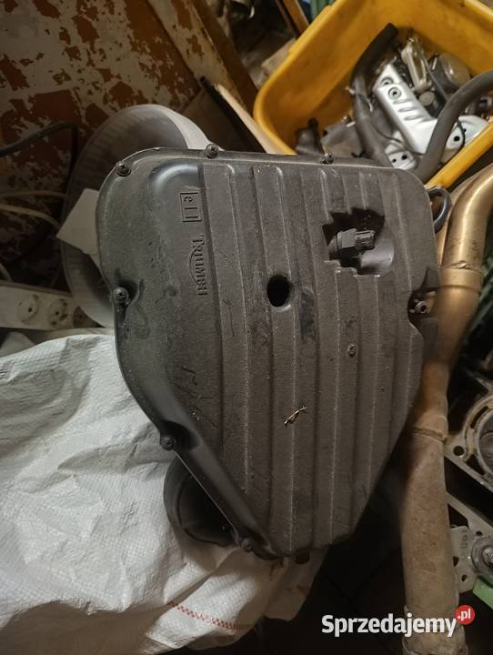 Triumph speed triple 1050 pozostałości Motoryzacja