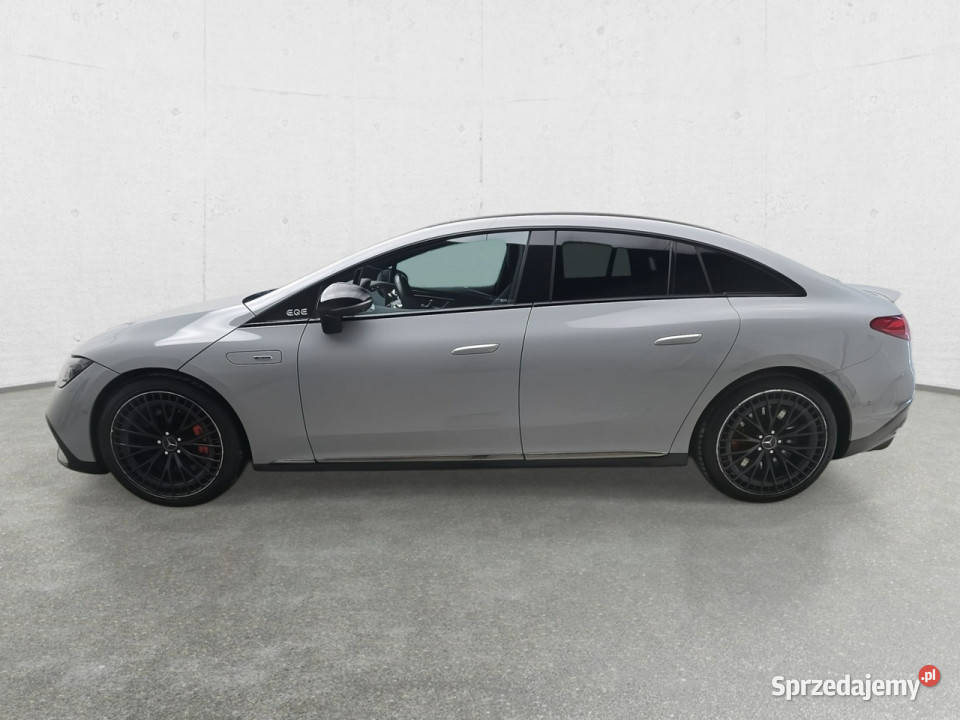 Mercedes EQE Komorniki
