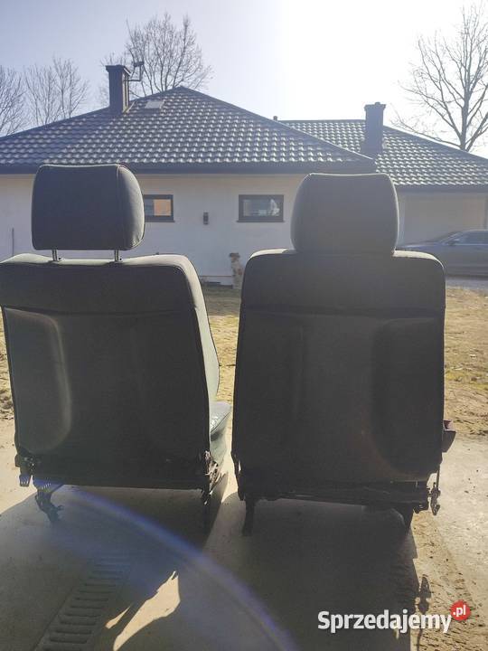 Zielone wnętrze Mercedes W124 1 seria Wysokie Mazowieckie