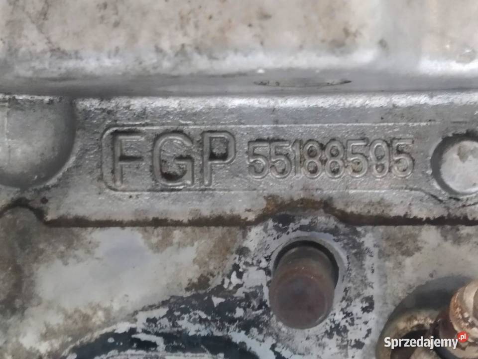 GŁOWICA KOMPLETNA 55188595 13 CDTI Opel Meriva I świętokrzyskie