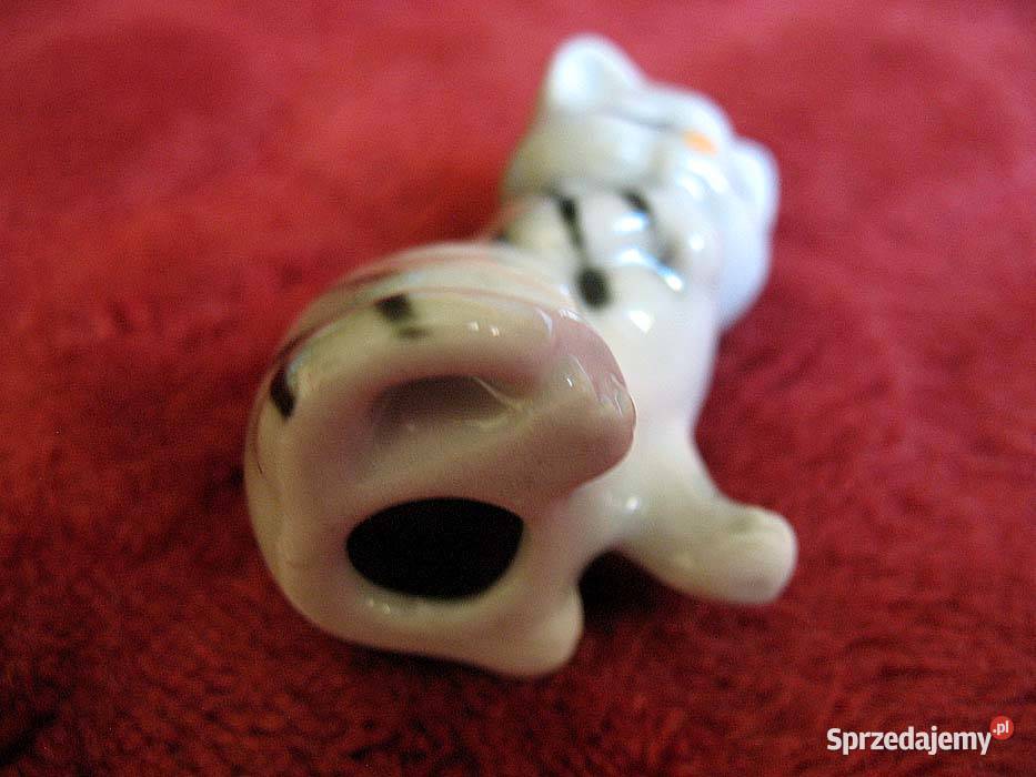 Kot szary mały kotek porcelana 4 x 3 x 25 Siedlce