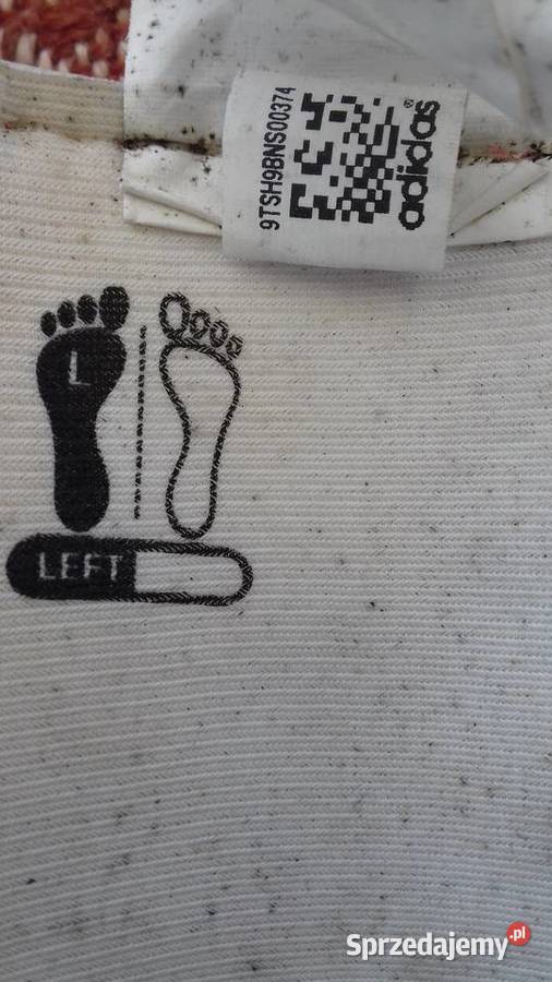 Ochraniacze piłkarskie Adidas M Małkinia Górna