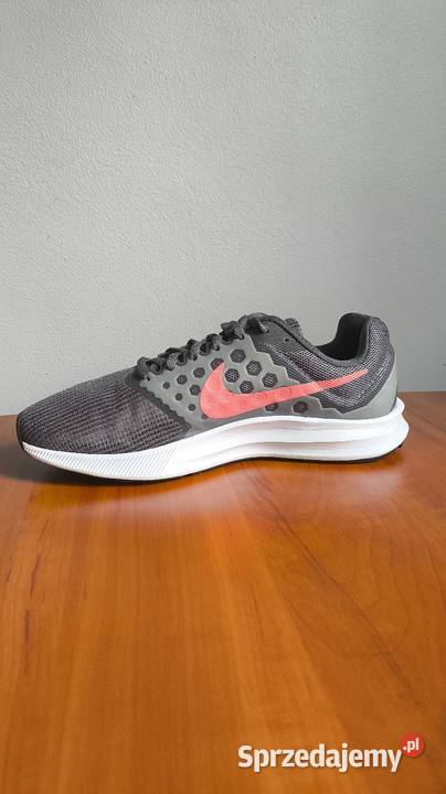 Nike szaropomarańczowe buty biegowesportowe Obuwie sportowe Tychy sprzedam