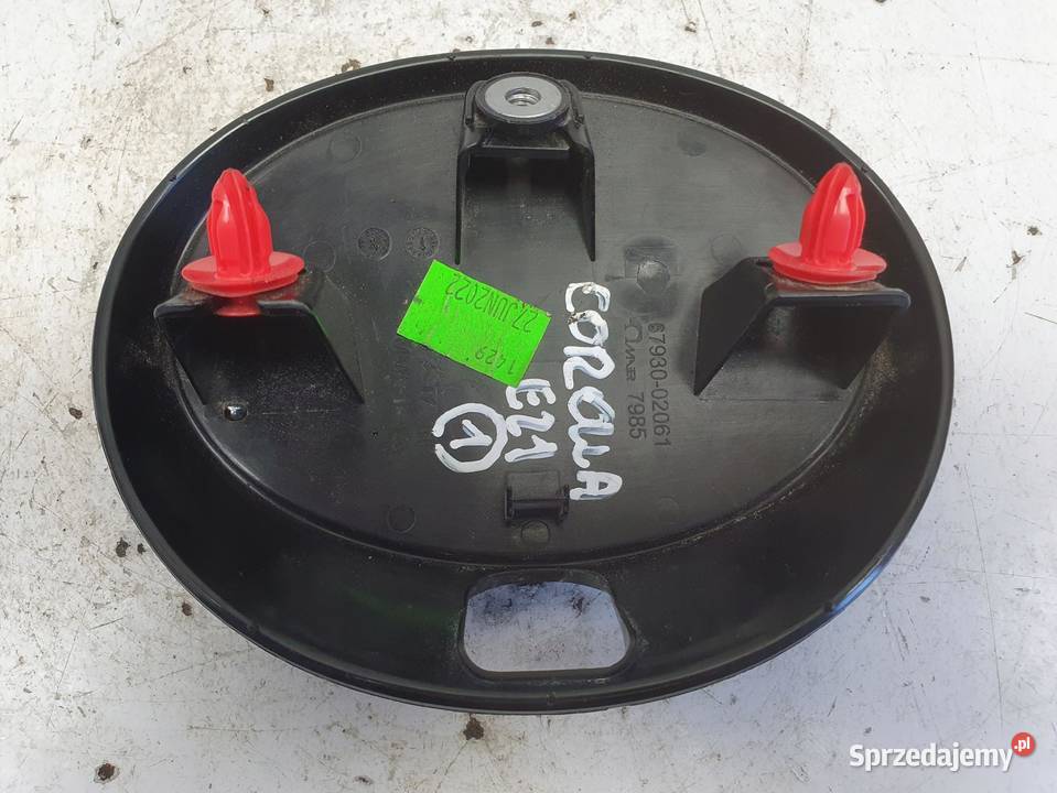 Toyota Corolla XII E21 hybrid ZNACZEK TYLNEJ Rudka