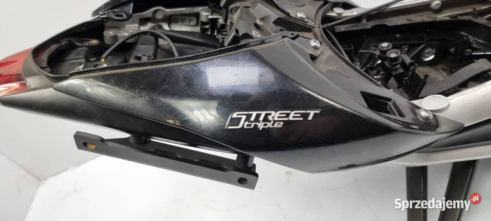 ZADUPEK OGON MOTOCYKL TRIUMPH STREET TRIPLE 765 osobowe kujawsko-pomorskie Lipno