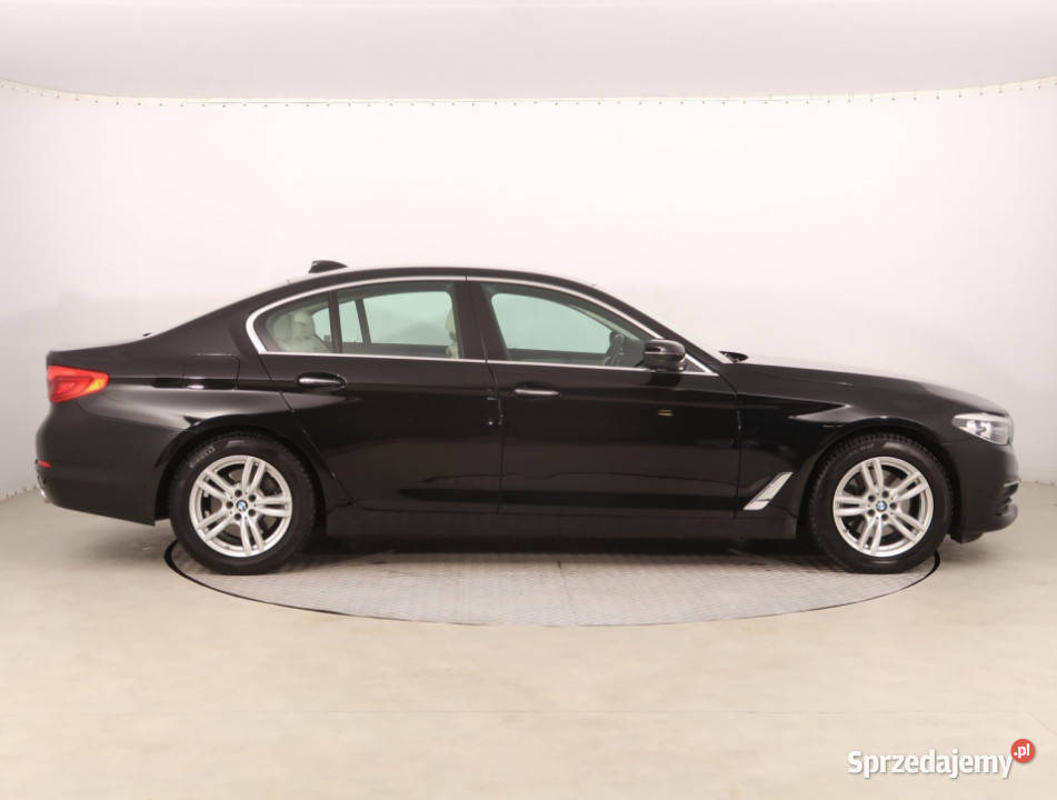 BMW 5 520d 140KM Piaseczno