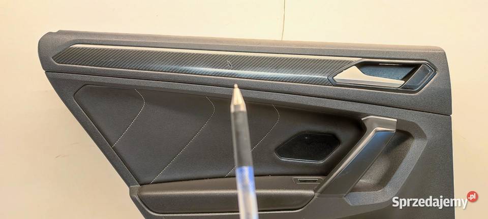 VW TIGUAN II BOCZEK DRZWI LEWY TYŁ 5NA867211 T sprzedam