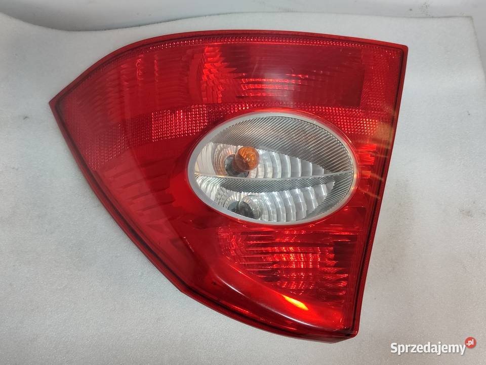 LAMPA TYLNA LEWA FORD FOCUS lewe sprzedam