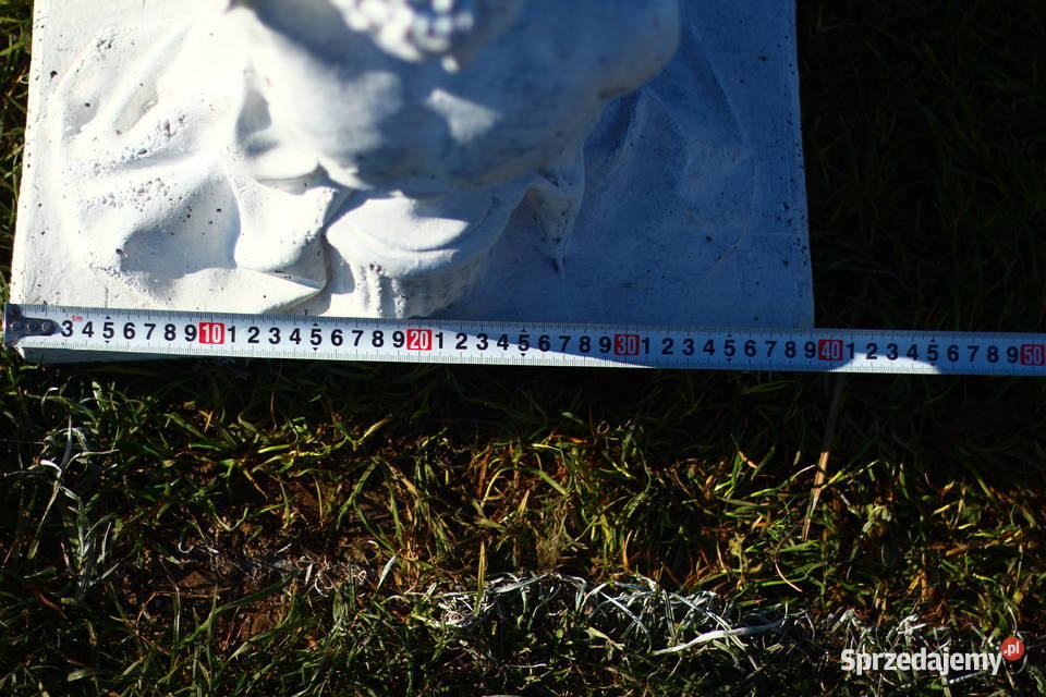 Figury rzeźby ogrodowe betonowe poidełko ptaków Goliszów