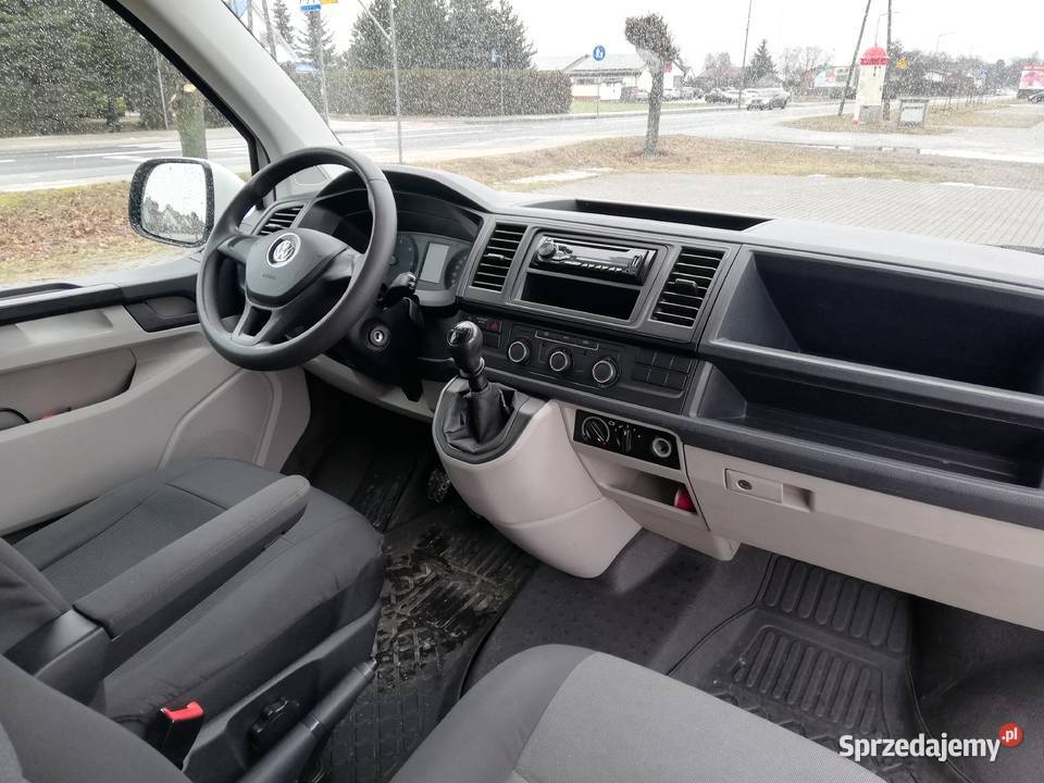 VW Transporter T6 9osobowy LONG 20diesel 2016