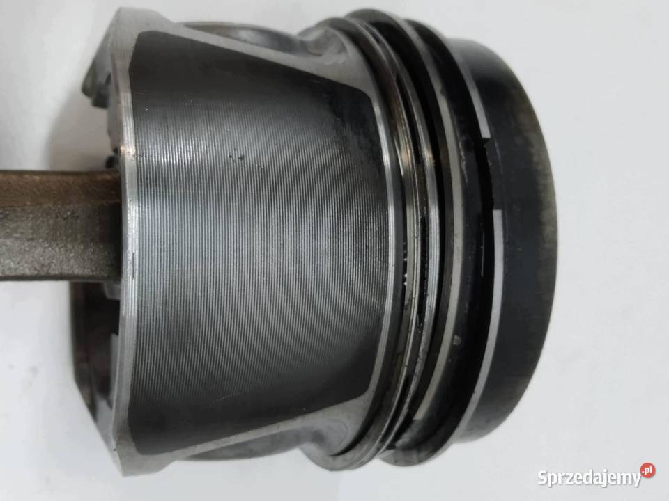 TŁOK KORBOWÓD 83R2 7901G 20 TDI Skoda Superb II Blok silnika